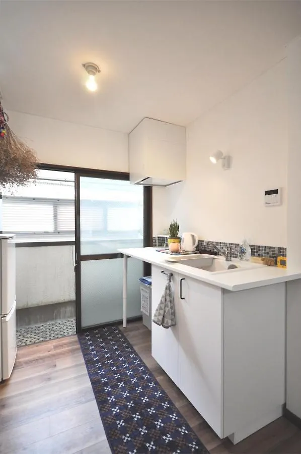 Gallery House Tokyo Apartment
