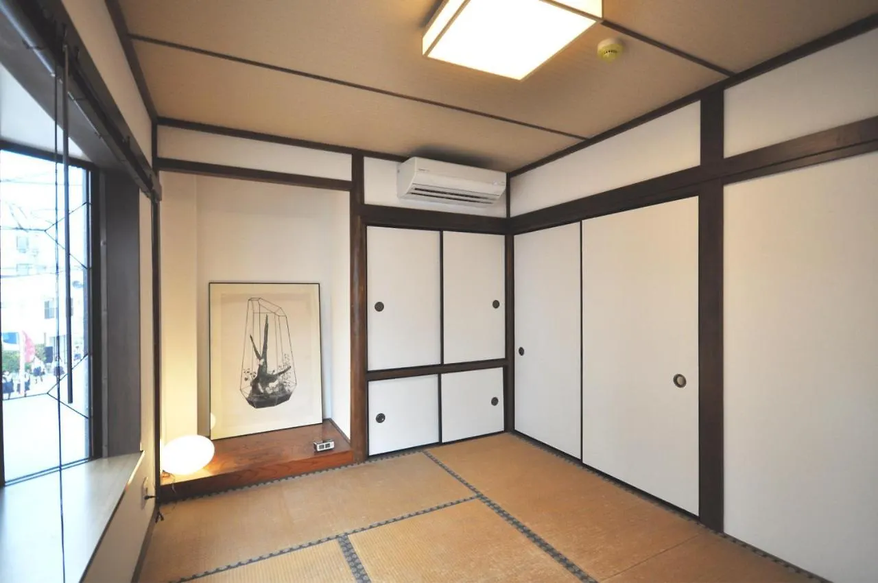 דירה טוקיו Gallery House יפן