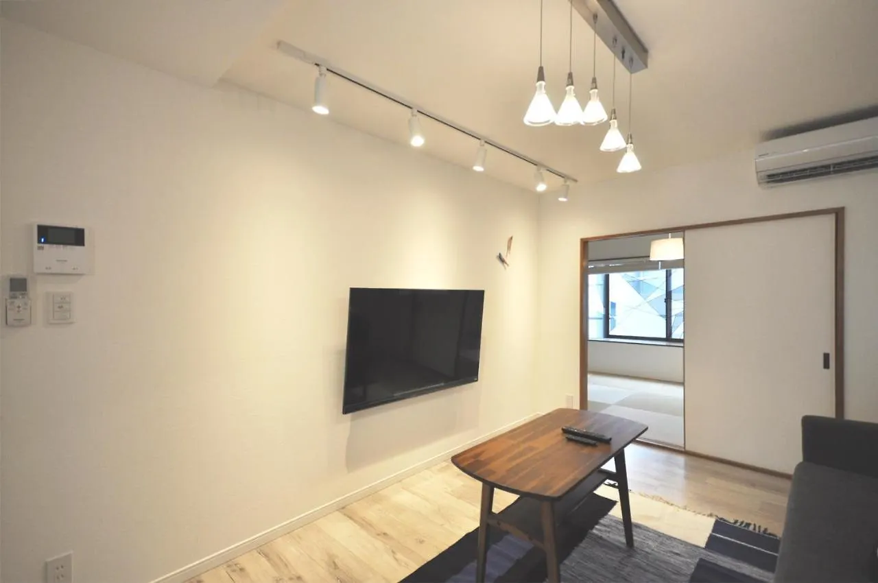 דירה טוקיו Gallery House